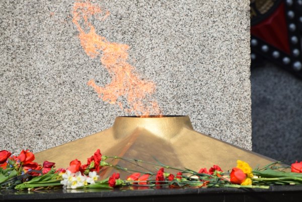 Вечный огонь Балаково