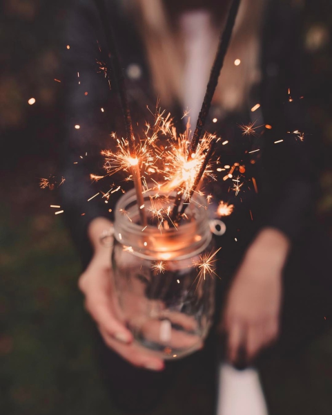 Фотосессия с бенгальскими огнями