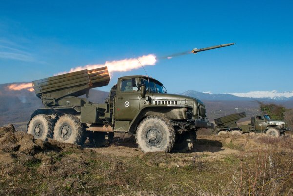 РСЗО БМ-21 град