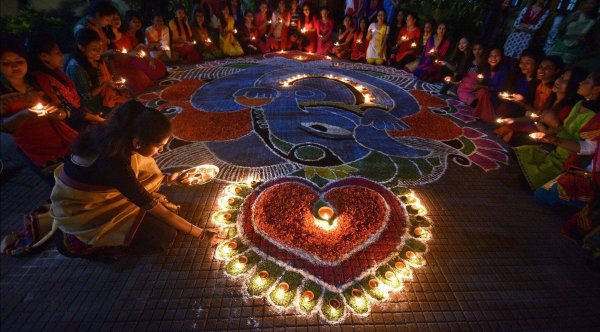 Дивали праздник в Индии