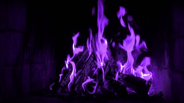 Фиолетовый огонь Эстетика