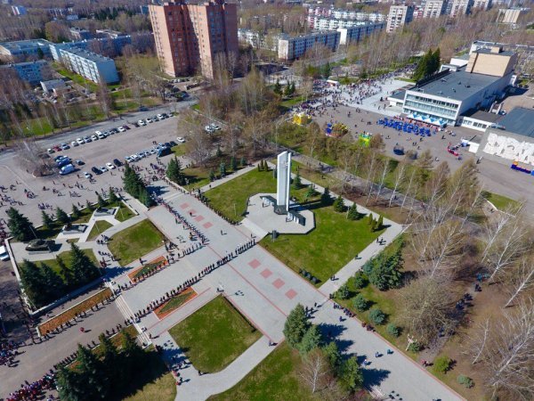 Монумент Победы Нижнекамск