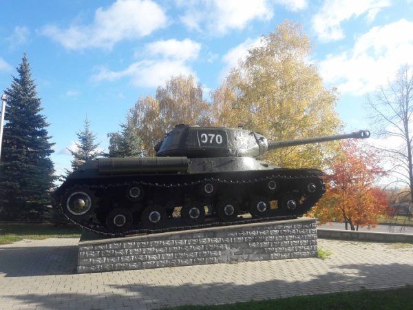 Монумент Победы Нижнекамск