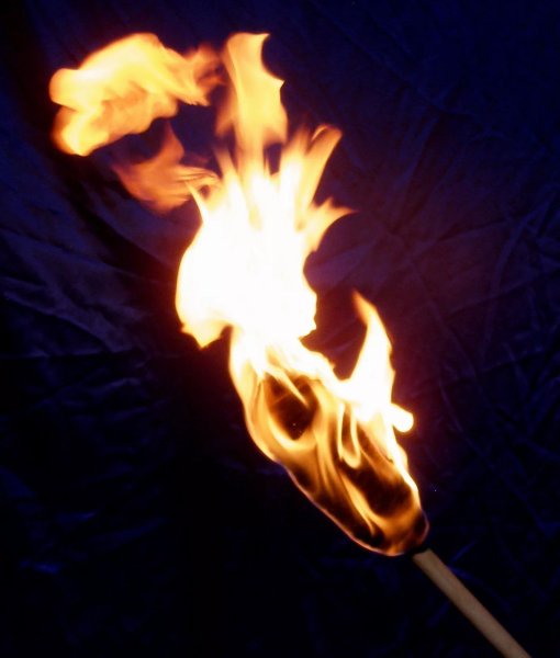 Горящий факел