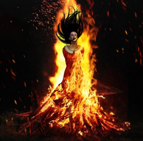 Горящая ведьма на костре