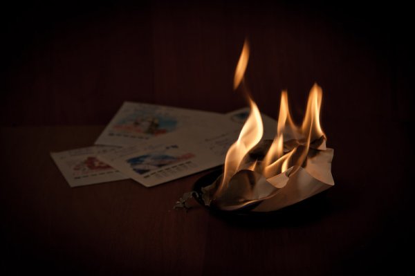 Письмо в огне