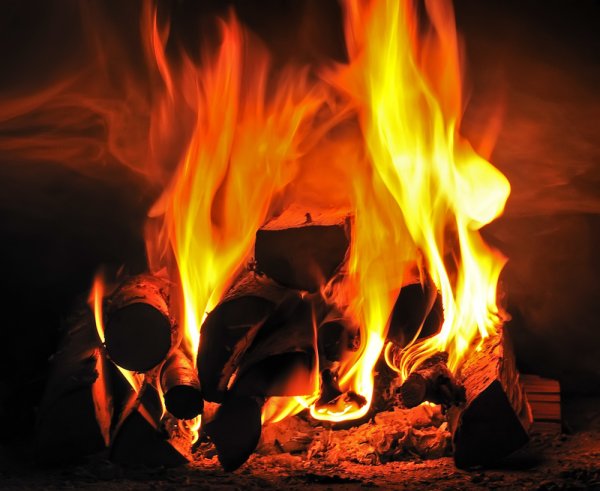 Огонь в печке