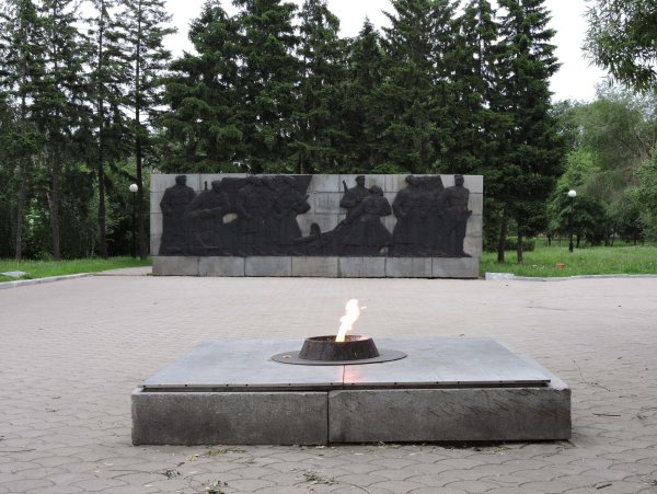 Сквер борцов революции Омск