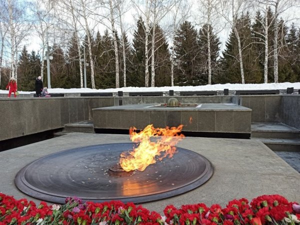 Монумент славы Новосибирск