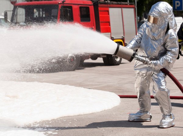 Пенообразователи для тушения пожаров