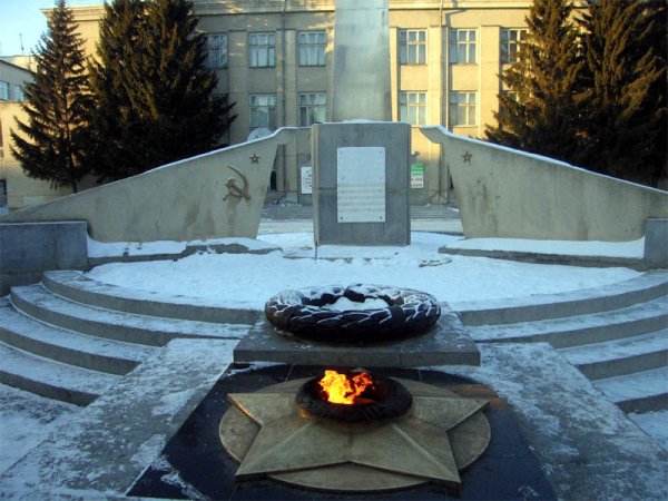 Курган мемориал вечный огонь