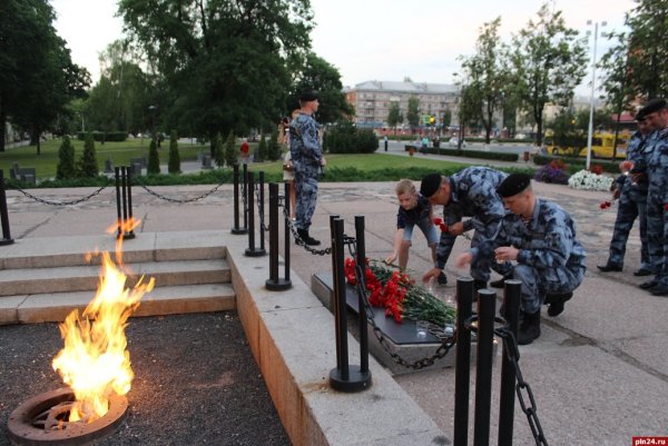 Вечный огонь город Псков