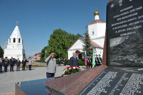 Сызрань памятники воинам