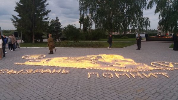 Вечный огонь из свечей