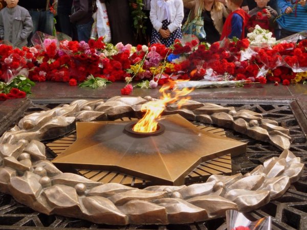 Вечный огонь Мурманск