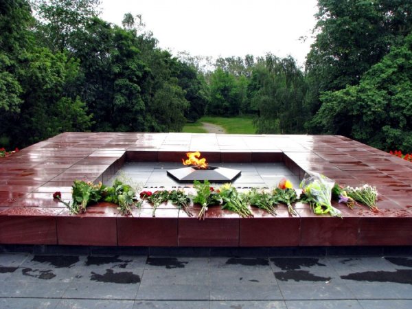 Мемориал вечный огонь Петрозаводск