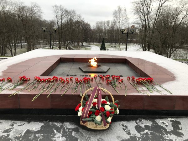 Мемориальный комплекс «вечный огонь»-горячий ключ.