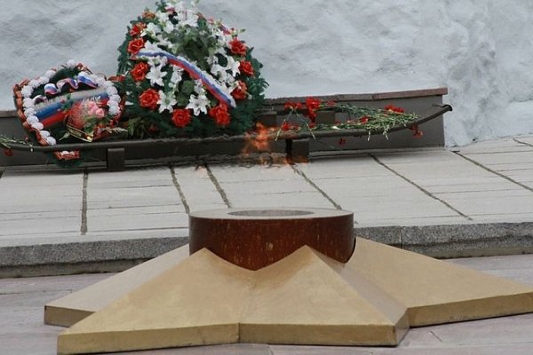 Памятник вечный огонь Кемерово