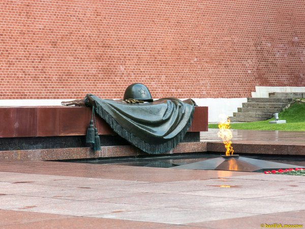 Москва вечный огонь могила неизвестного солдата