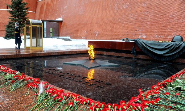 Мемориал вечный огонь в Москве