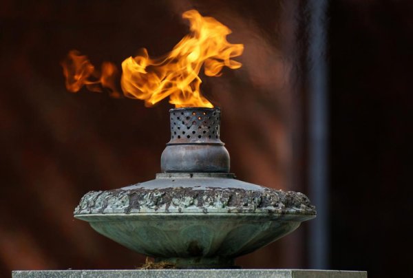 Вечный огонь Новороссийск