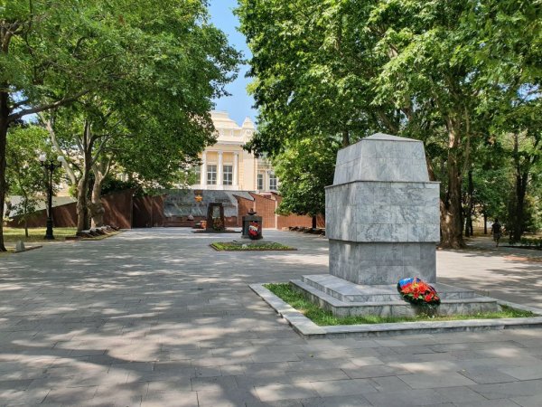 Вечный огонь Новороссийск