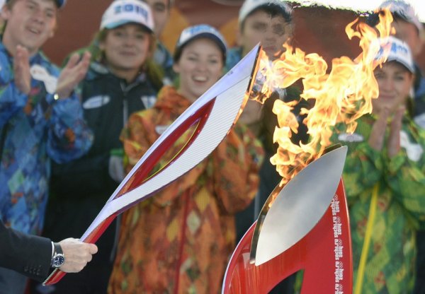 Факел олимпийского огня Сочи 2014