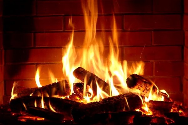 Огонь в камине