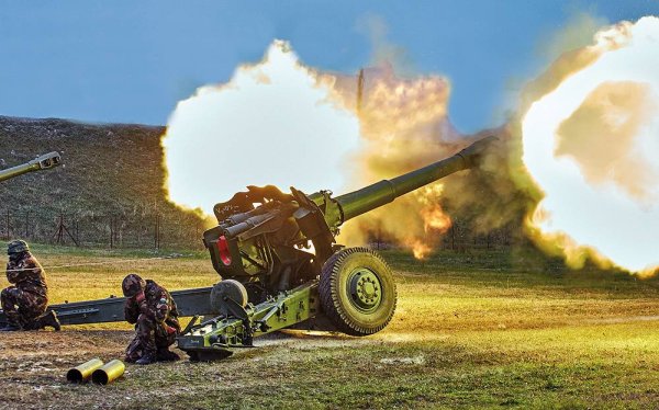 Пушка-гаубица д-20