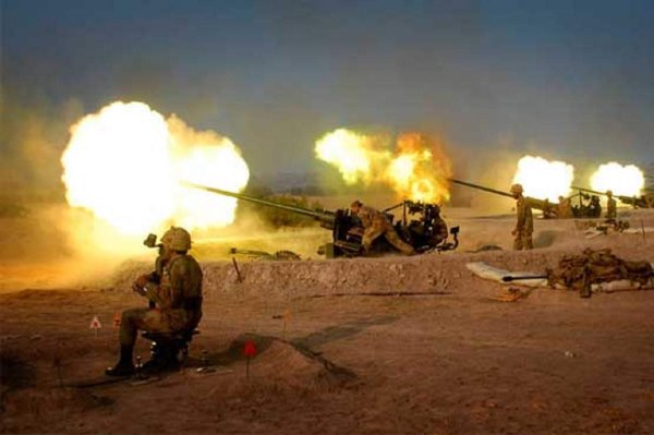 Турецкая артиллерия наносит удары по сирийской армии