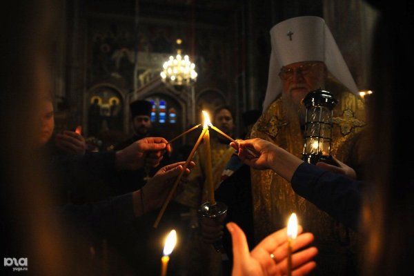 Благодатный огонь Свято-Екатерининский собор Краснодар