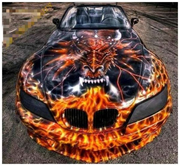 Крутая аэрография на авто