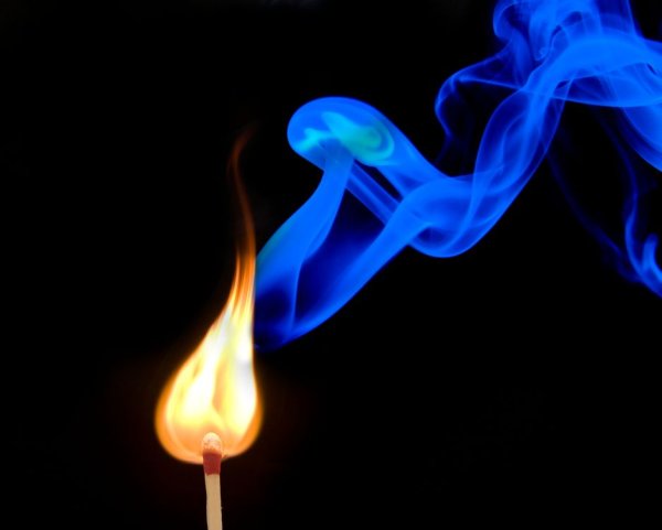 Горение спички