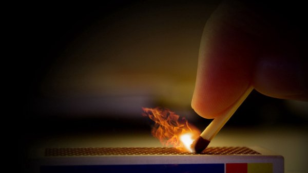 Неосторожное обращение с огнем