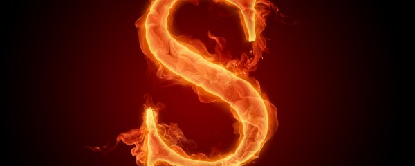 Красивая s Огненная