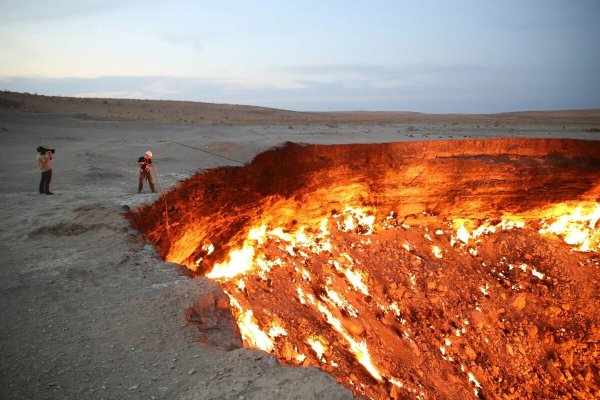 Газовый кратер врата ада Туркменистан