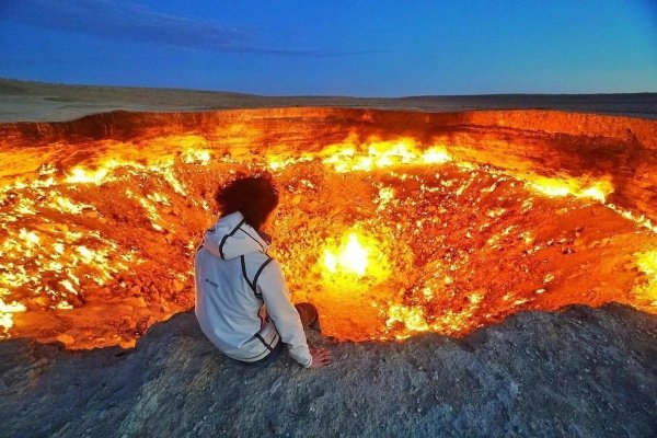 Дарваза газовый кратер в Туркменистане