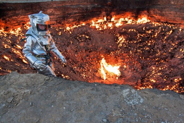 Джордж Коронис Дарваза