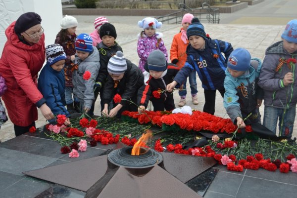 Экскурсия к Вечному огню в детском саду