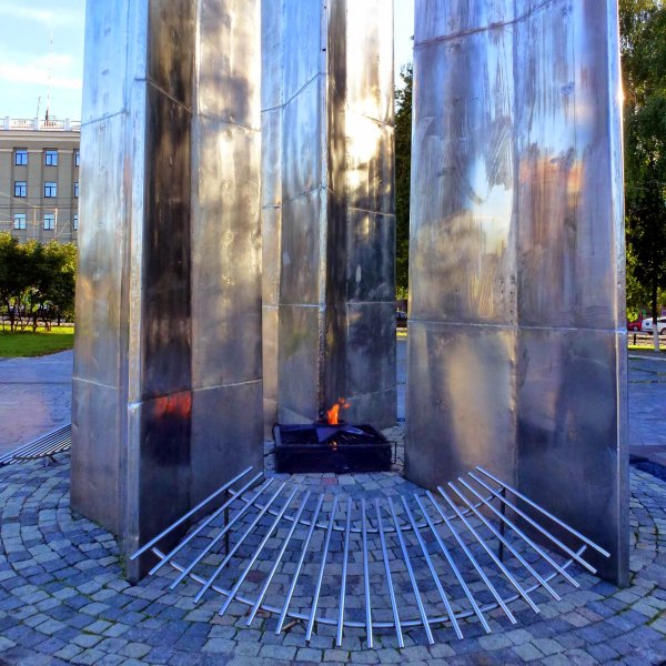 Тула площадь Победы вечный огонь