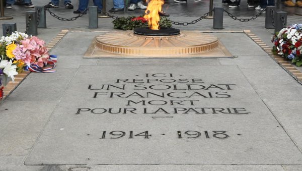 Могила неизвестного солдата во Франции