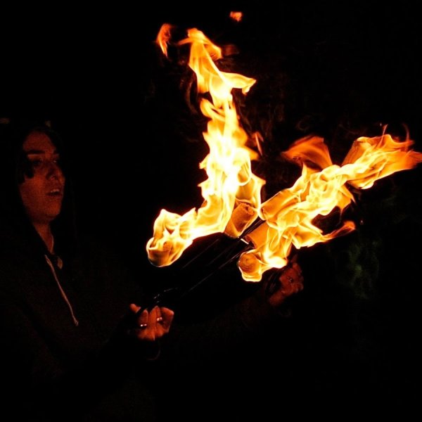 Бабочка над огнем