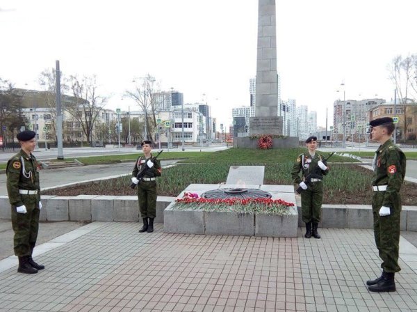 Площадь Коммунаров Екатеринбург