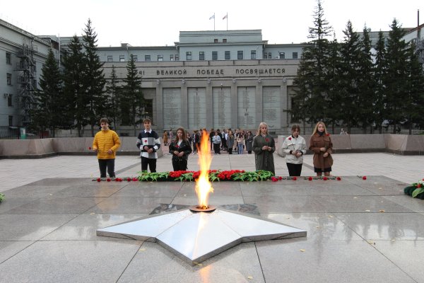 Мемориальный комплекс вечный огонь Иркутск