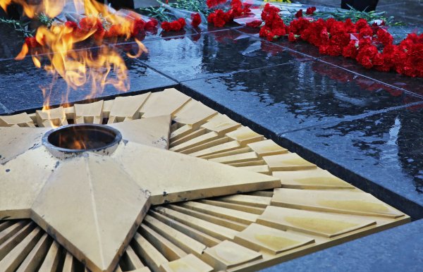 Вечный огонь города Симферополя