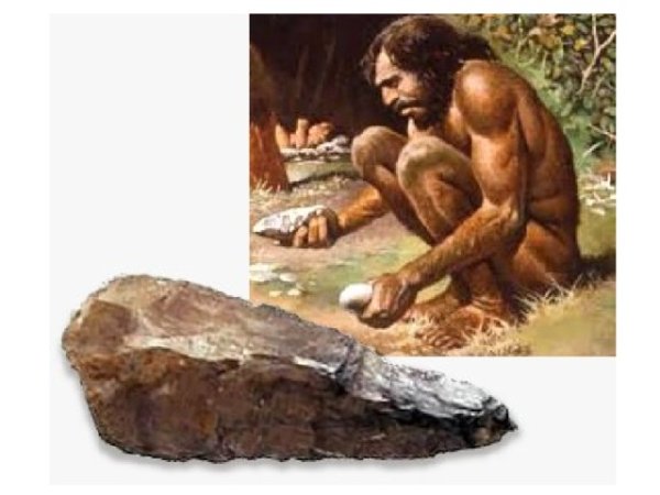 Древний человек с камнем