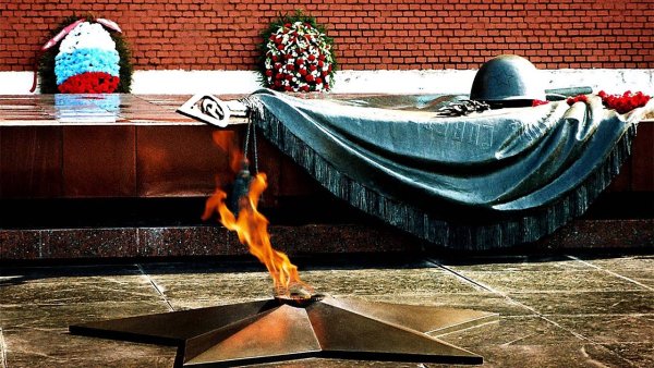 Москва вечный огонь могила неизвестного солдата