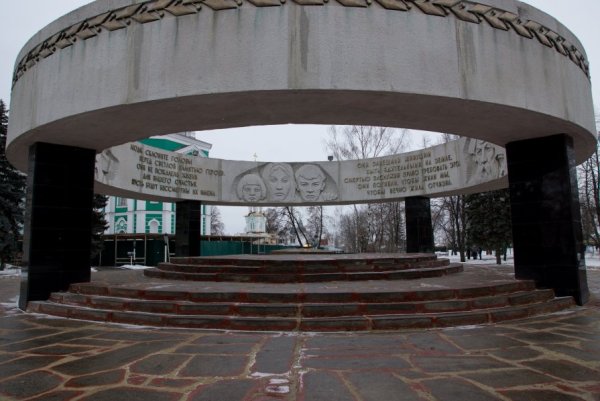 Мемориальный комплекс вечный огонь Тамбов