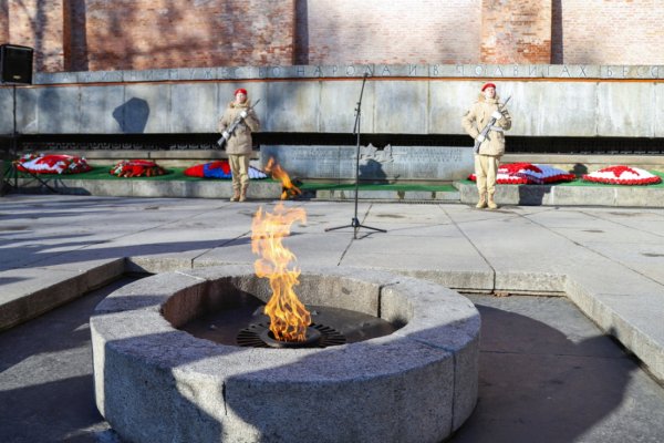 Мемориал огонь вечной славы Великий Новгород