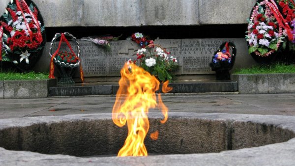 Вечный огонь Великий Новгород
